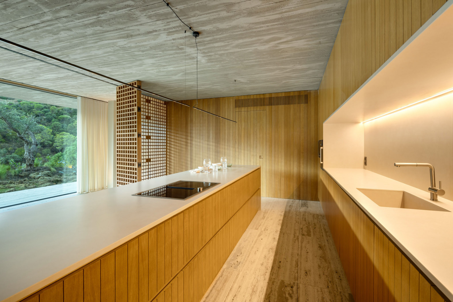 58bc6b80-790f-48d1-a60a-6b1758d5d12a