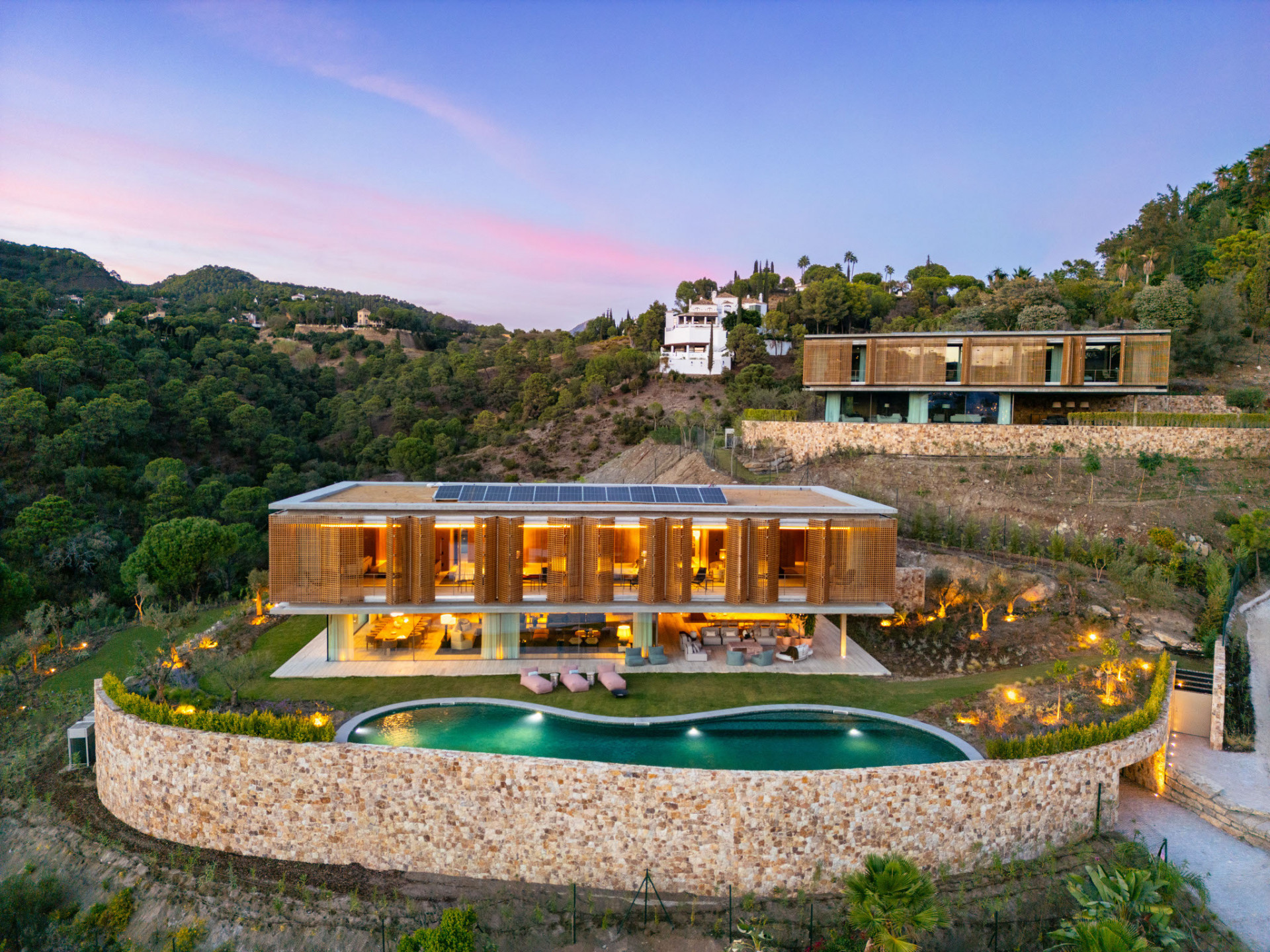 b9366c9b-0496-4378-8dfd-1e49be1fc028