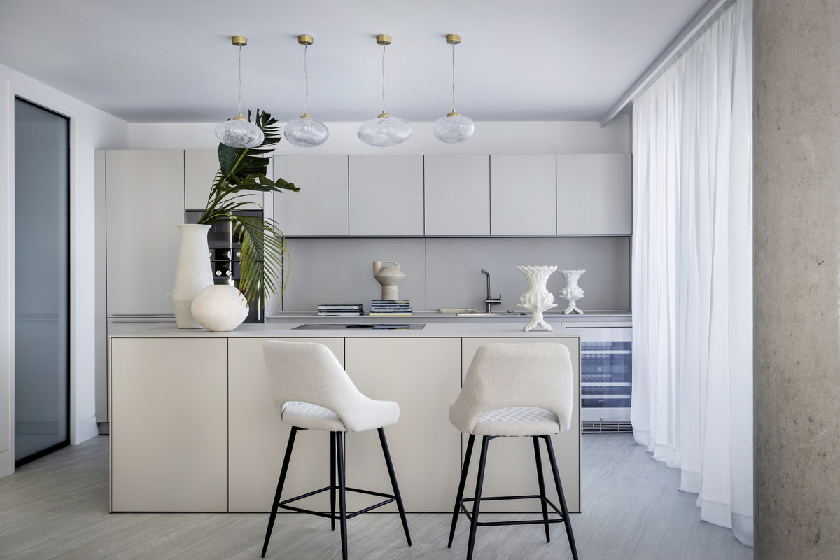 Middle Floor Apartment in Estepona