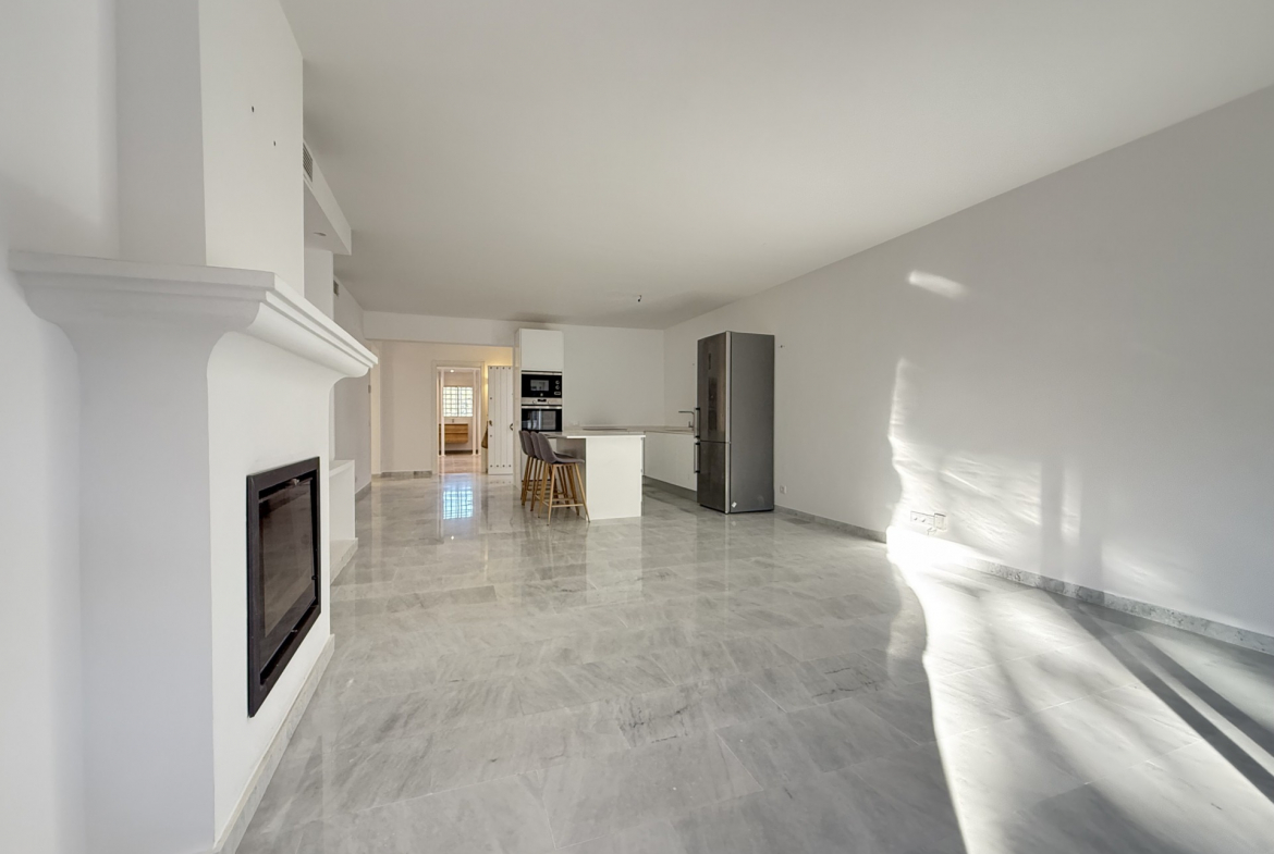 Penthouse for Sale in Guadalmina Baja – Marbella
