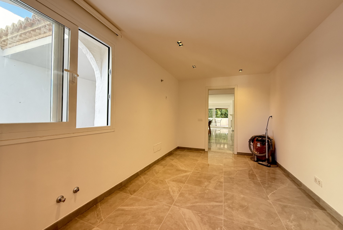 Penthouse for Sale in Guadalmina Baja – Marbella