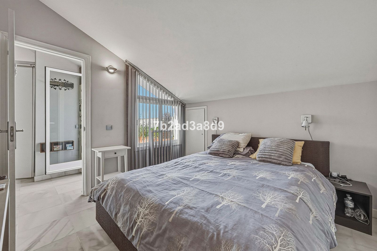 Penthouse for Sale in Marbella Golden Mile