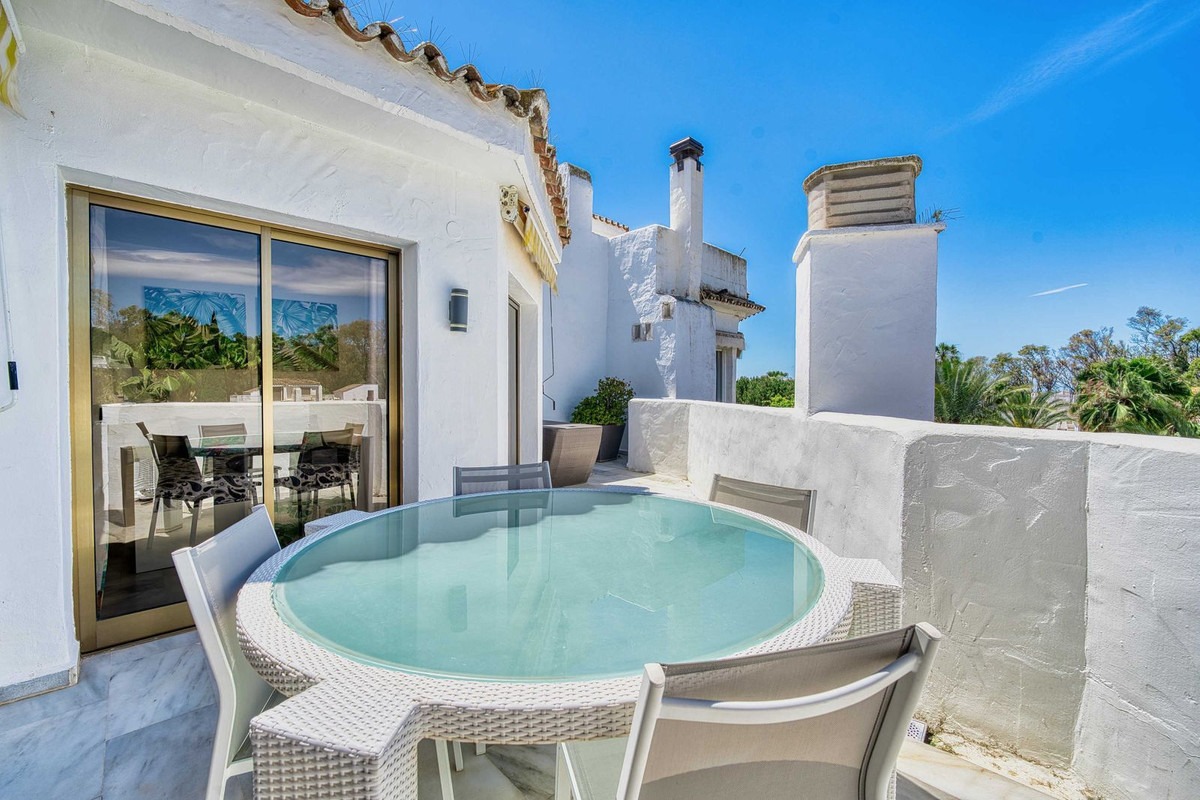Penthouse for Sale in Elviria – Marbella