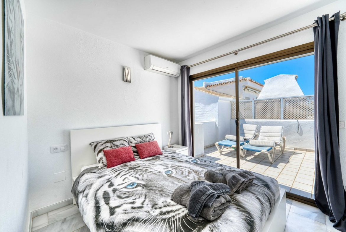 Penthouse for Sale in Elviria – Marbella