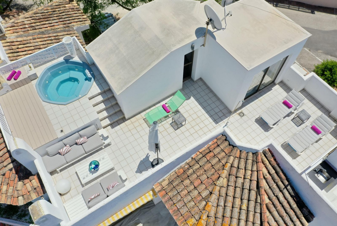 Penthouse for Sale in Elviria – Marbella