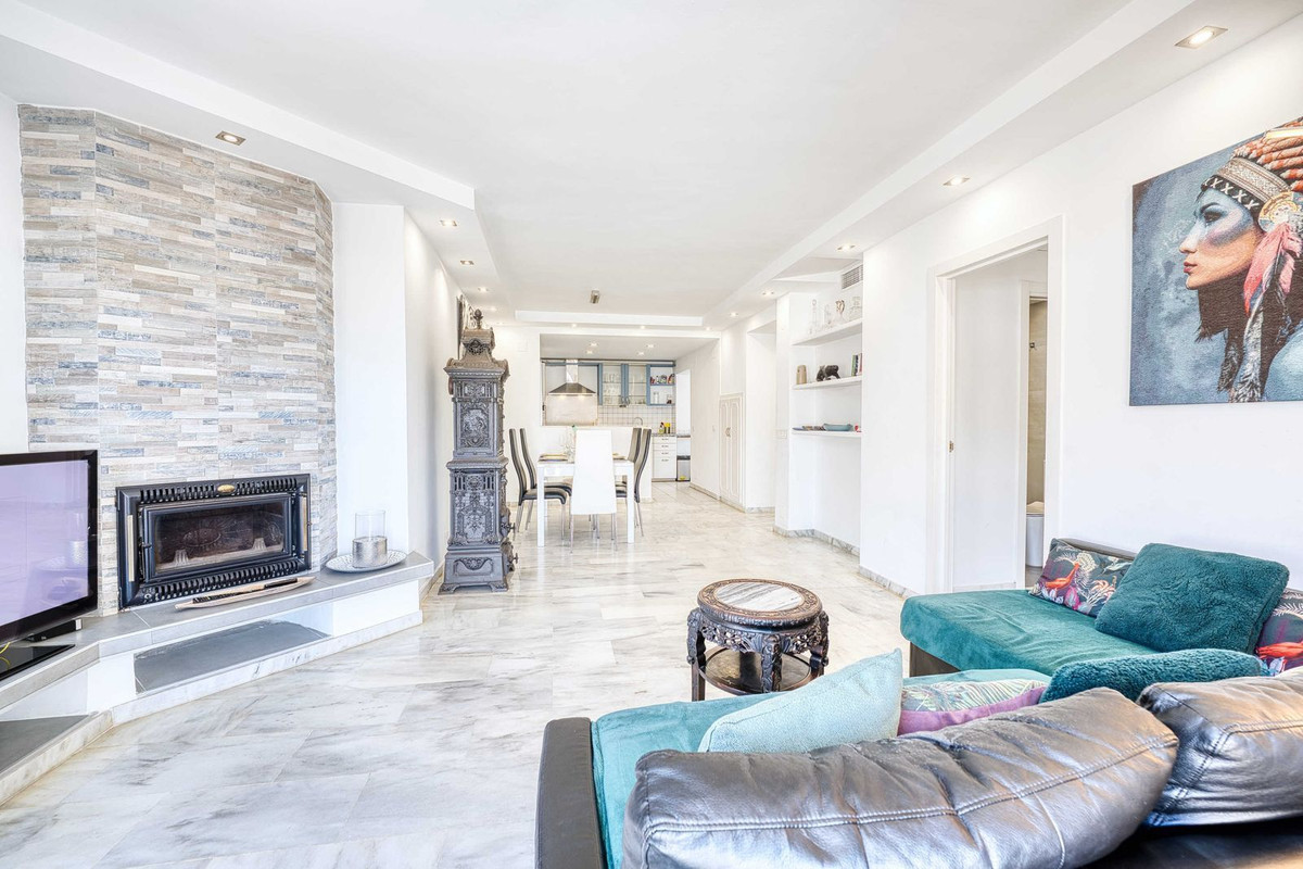 Penthouse for Sale in Elviria – Marbella