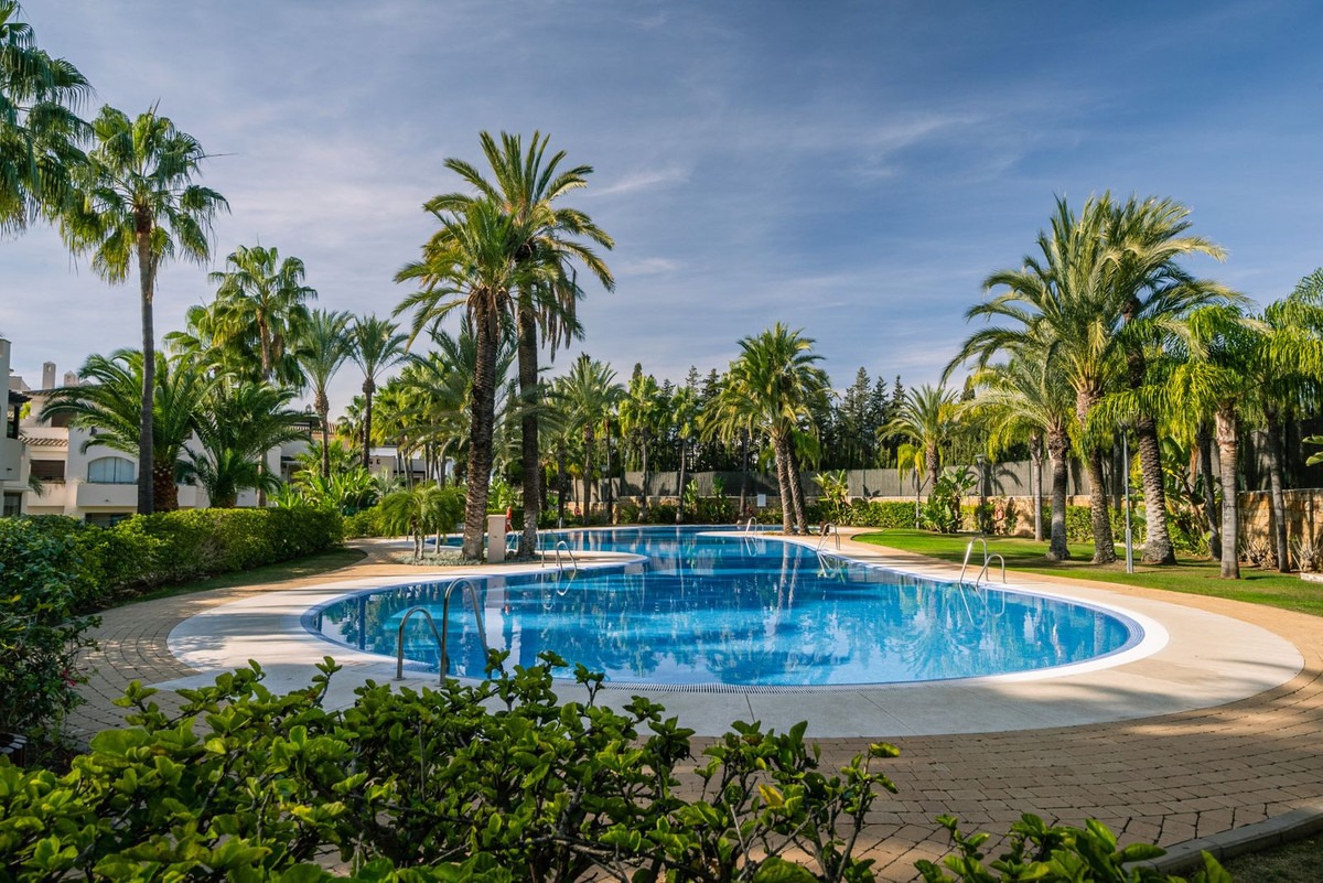 Penthouse for Sale in Nueva Andalucía – Marbella