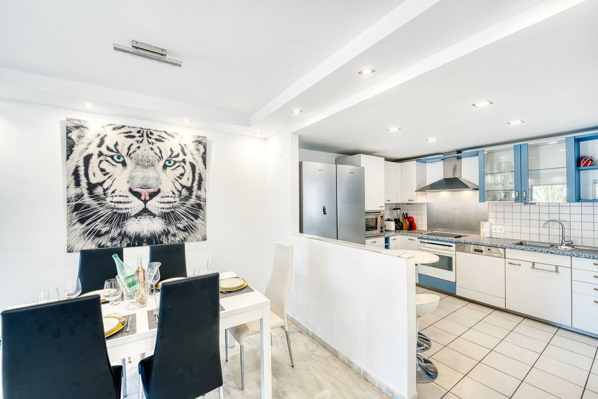 Penthouse for Sale in Elviria – Marbella