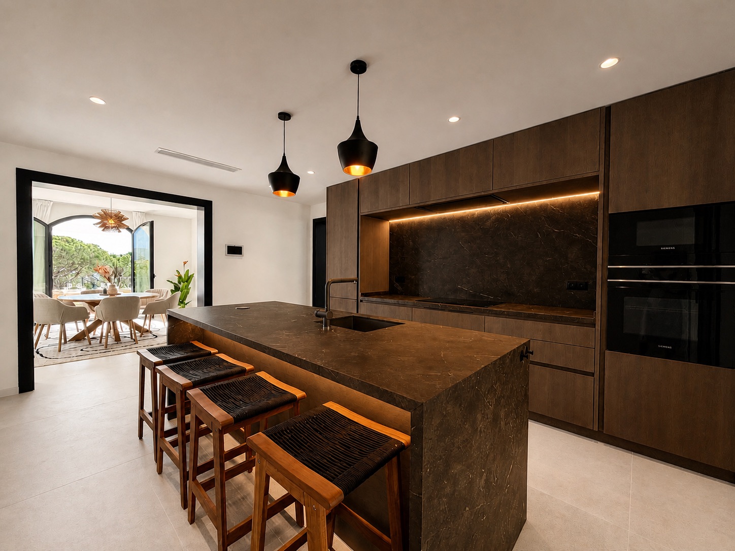 Refined Andalusian Villa in El Madroñal, Benahavís