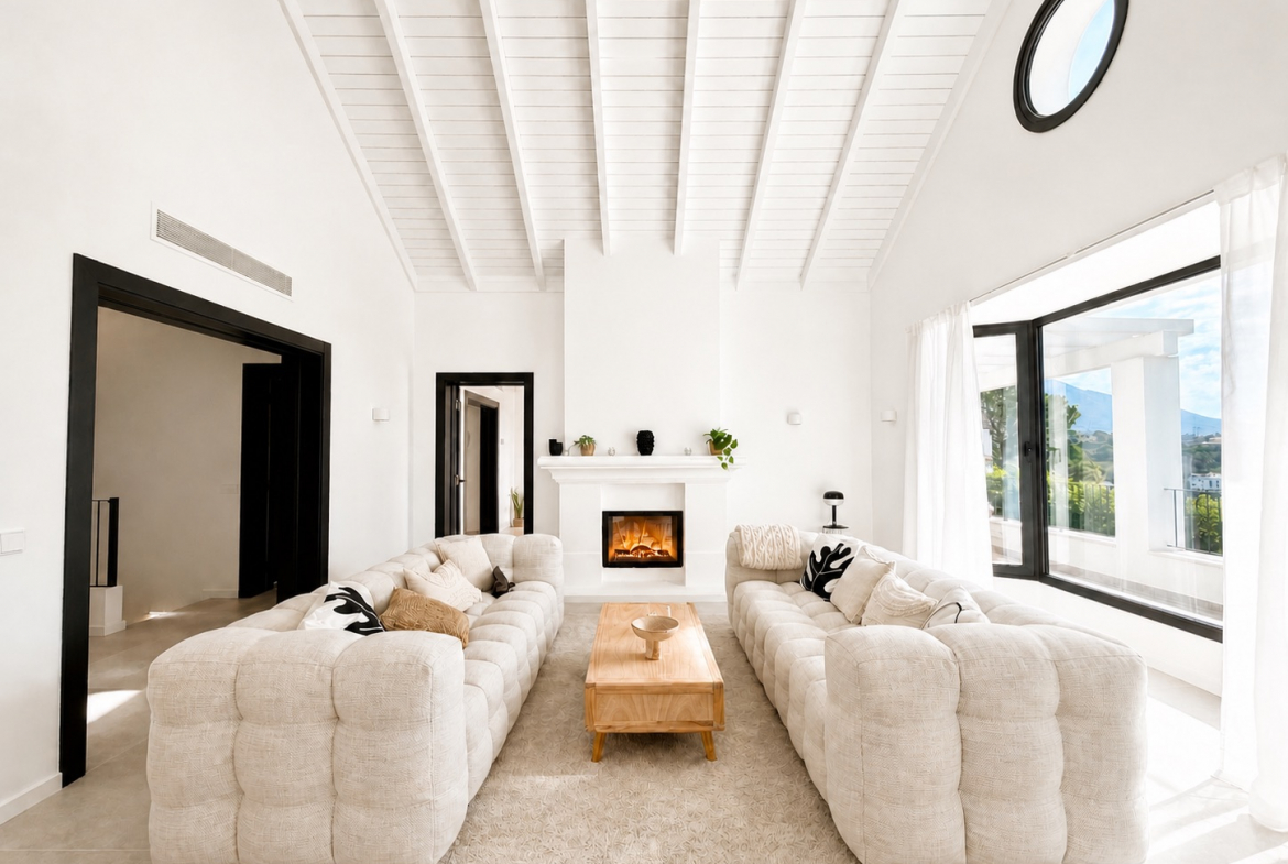 Refined Andalusian Villa in El Madroñal, Benahavís