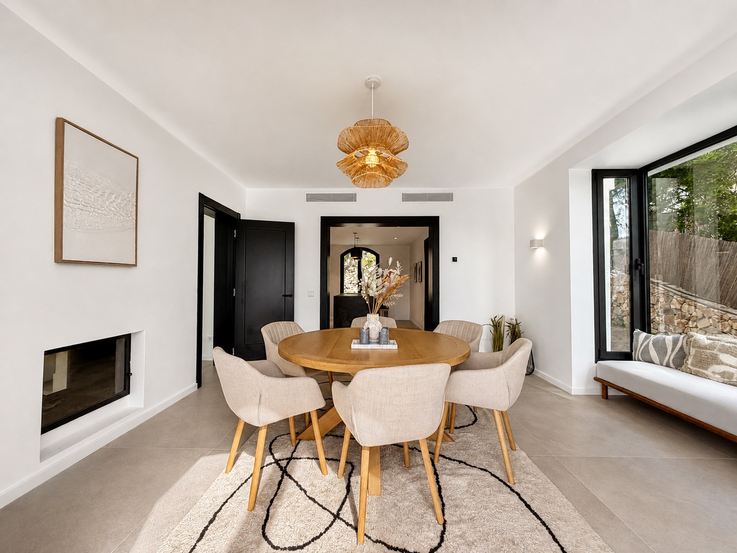 Refined Andalusian Villa in El Madroñal, Benahavís