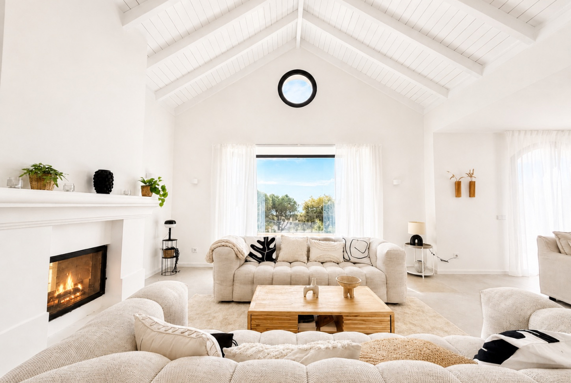 Refined Andalusian Villa in El Madroñal, Benahavís