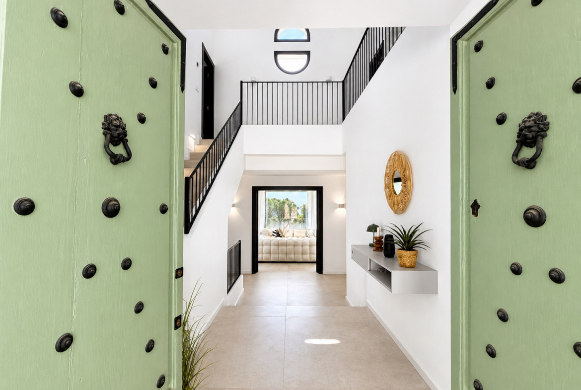 Refined Andalusian Villa in El Madroñal, Benahavís