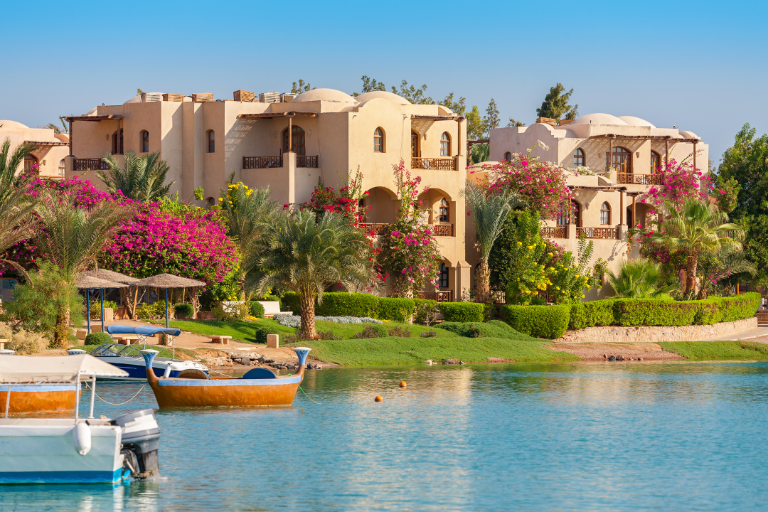 EL HIGUERÓN<p class="area-subtitle">Elevated Contemporary Mediterranean Luxury</p>