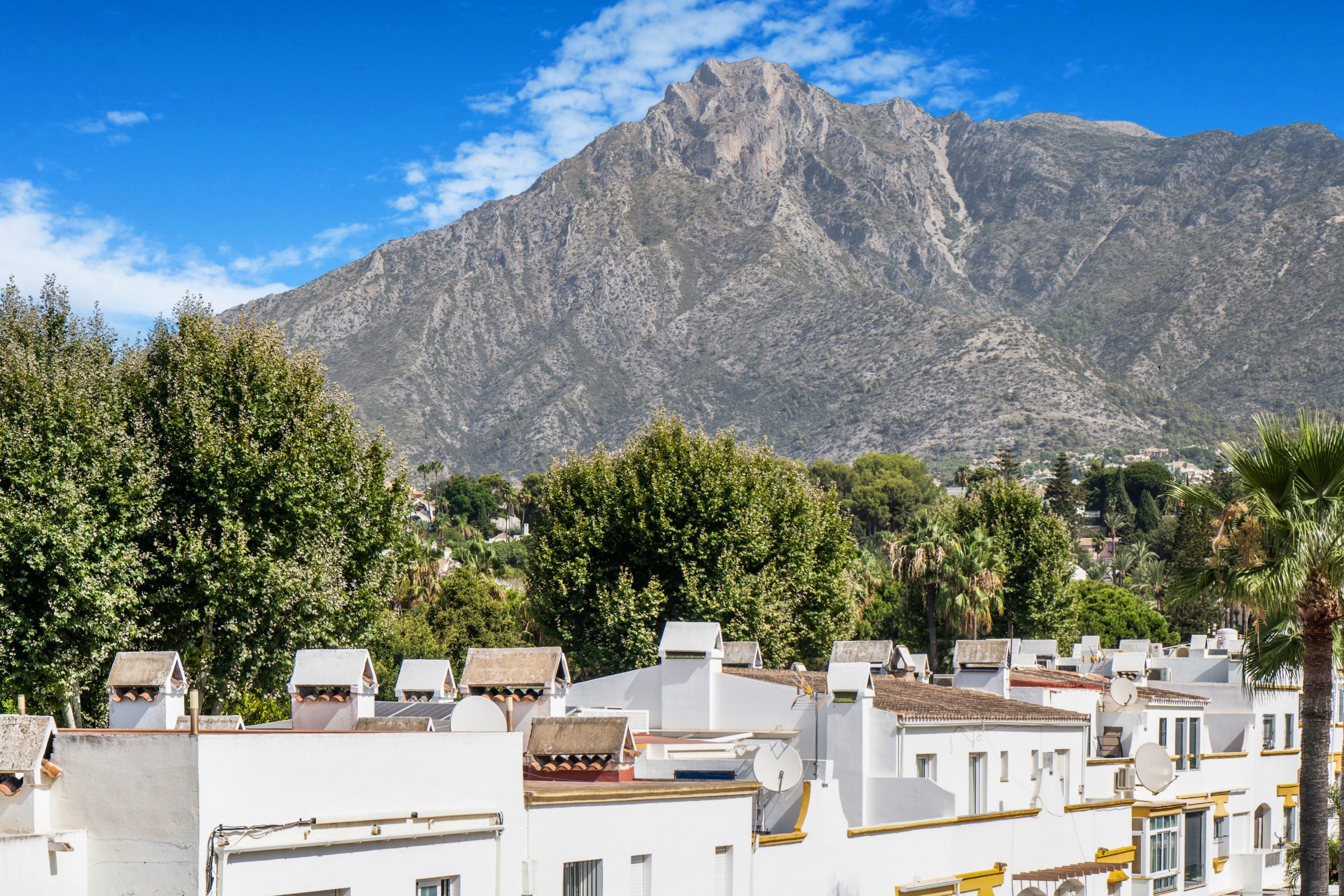 Frontline Beach Townhouse in Marbellamar, Marbella Golden Mile