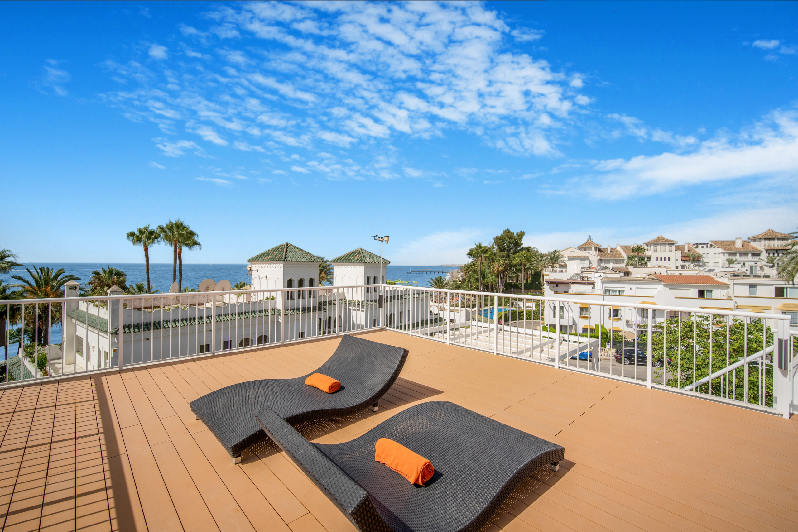 Frontline Beach Townhouse in Marbellamar, Marbella Golden Mile