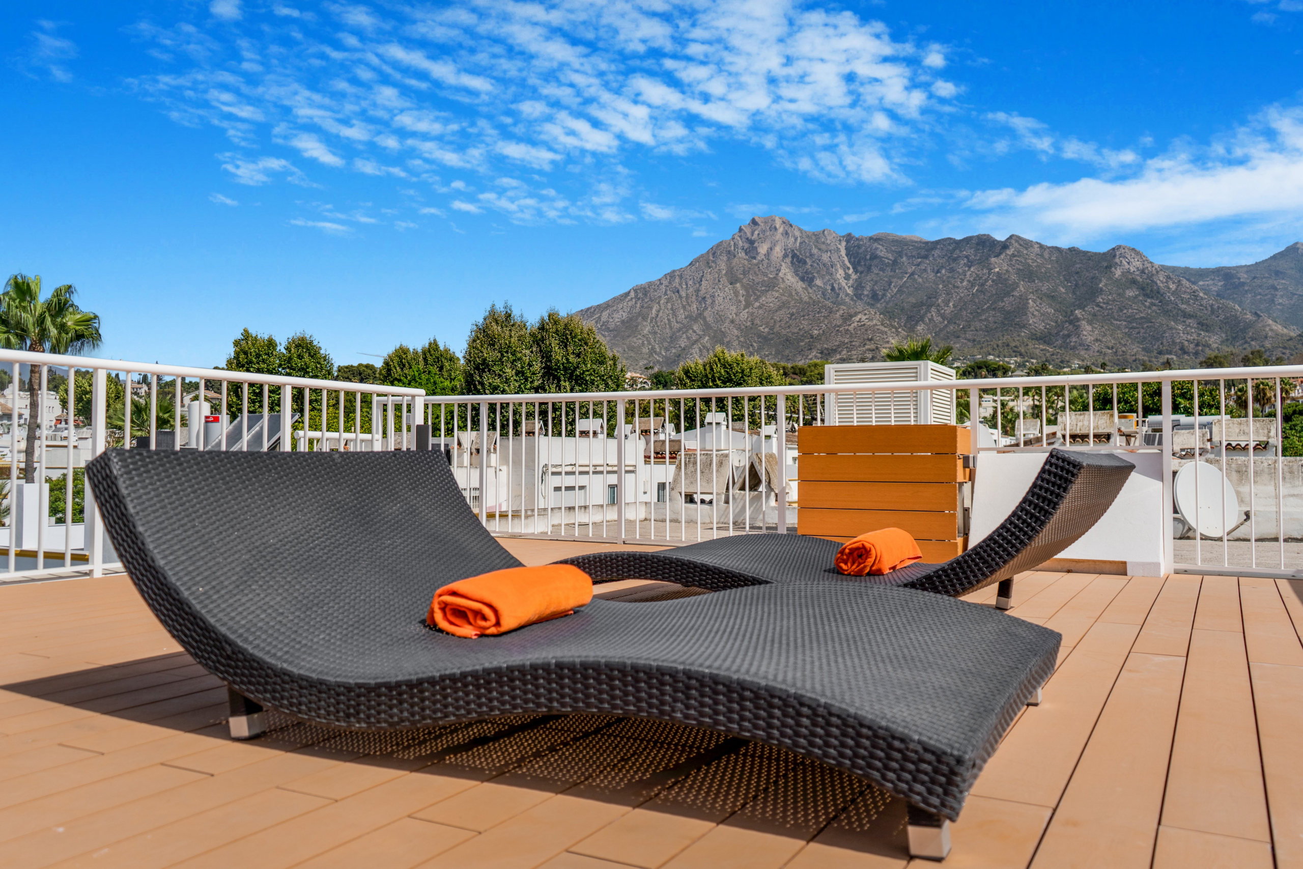 Frontline Beach Townhouse in Marbellamar, Marbella Golden Mile