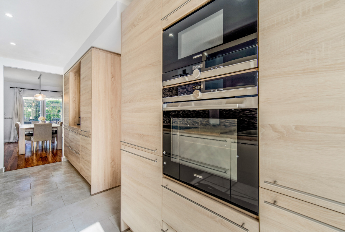Frontline Beach Townhouse in Marbellamar, Marbella Golden Mile