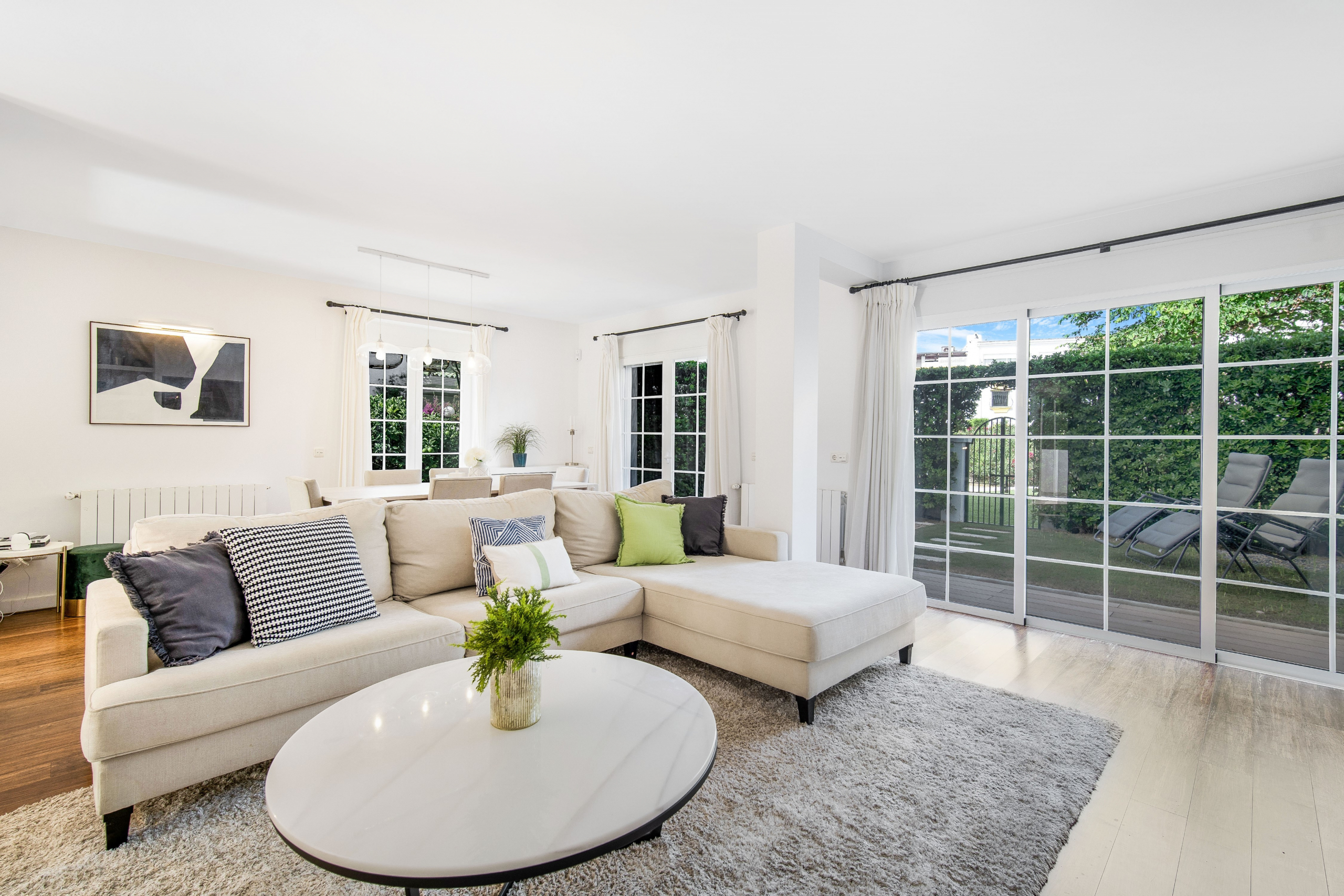 Frontline Beach Townhouse in Marbellamar, Marbella Golden Mile