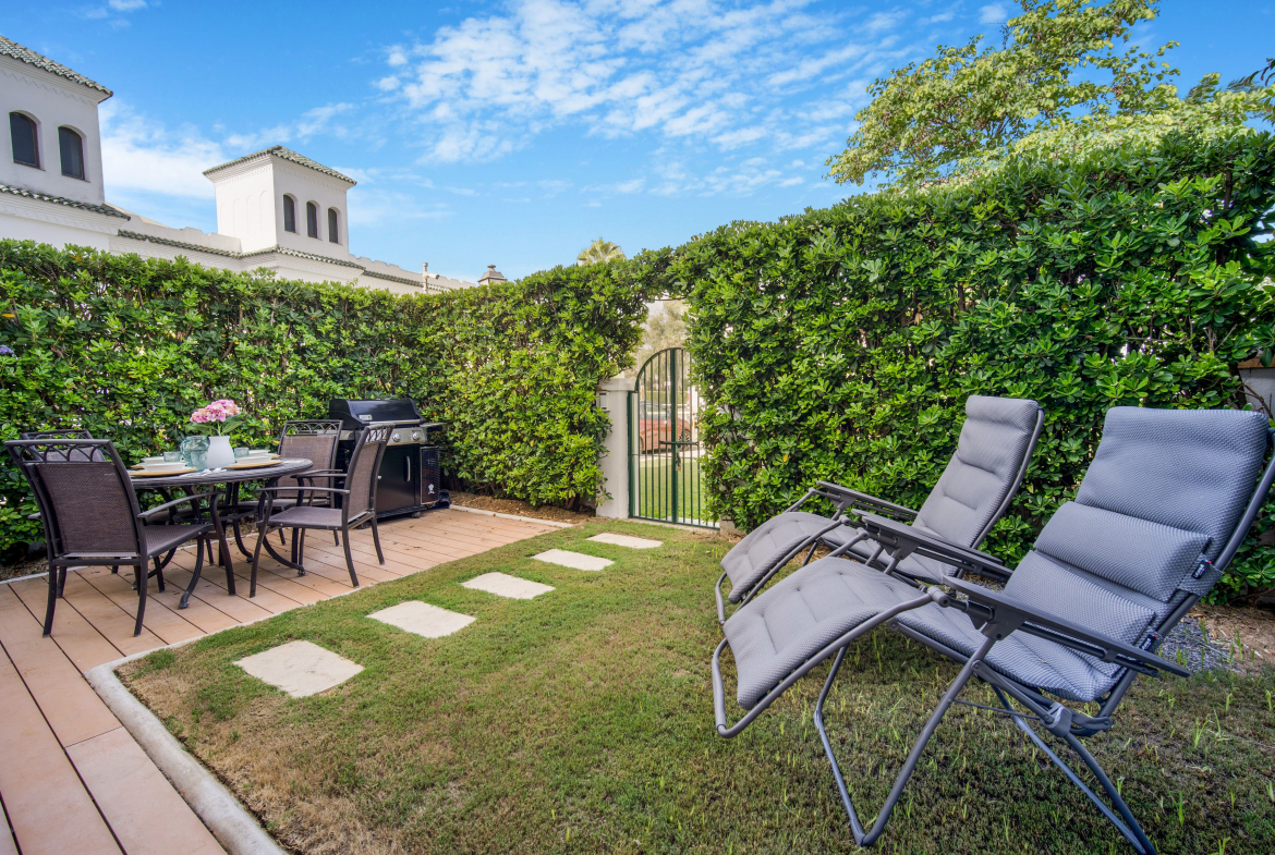 Frontline Beach Townhouse in Marbellamar, Marbella Golden Mile