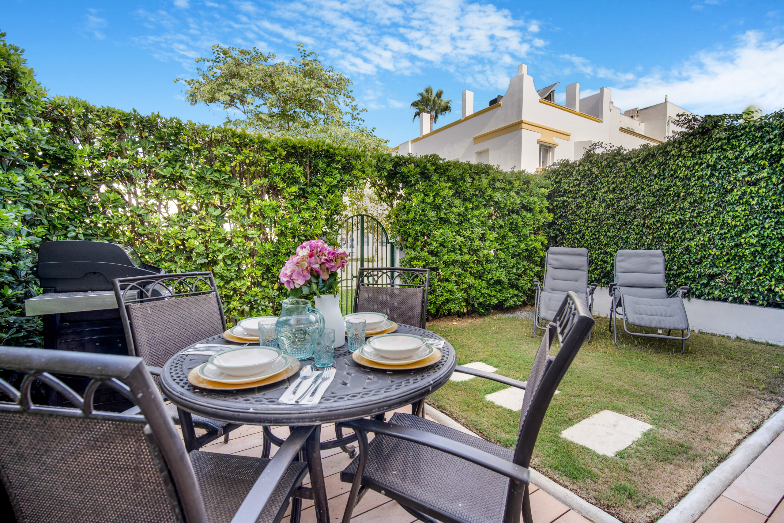 Frontline Beach Townhouse in Marbellamar, Marbella Golden Mile