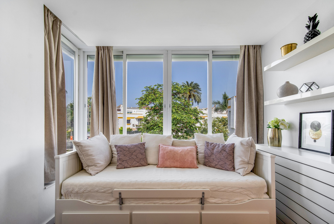 Frontline Beach Townhouse in Marbellamar, Marbella Golden Mile