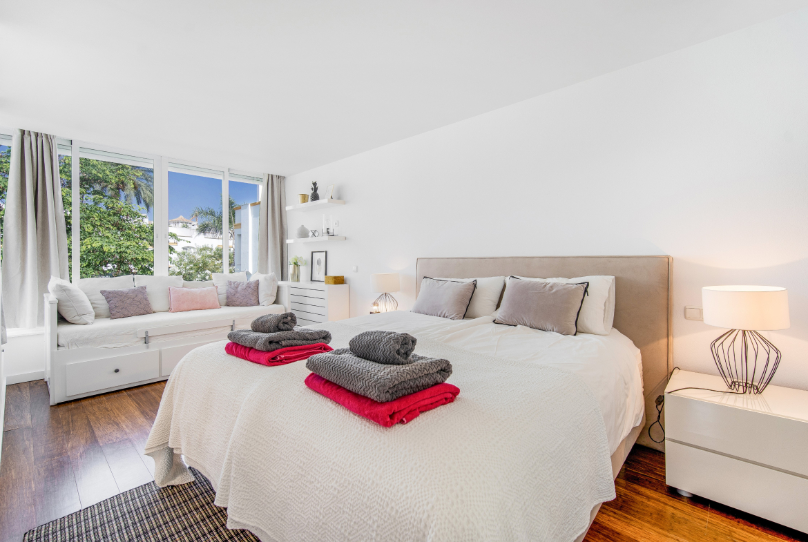 Frontline Beach Townhouse in Marbellamar, Marbella Golden Mile