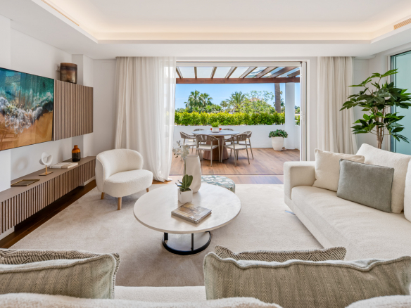 Elegant Apartment in Monte Paraíso, Marbella Golden Mile