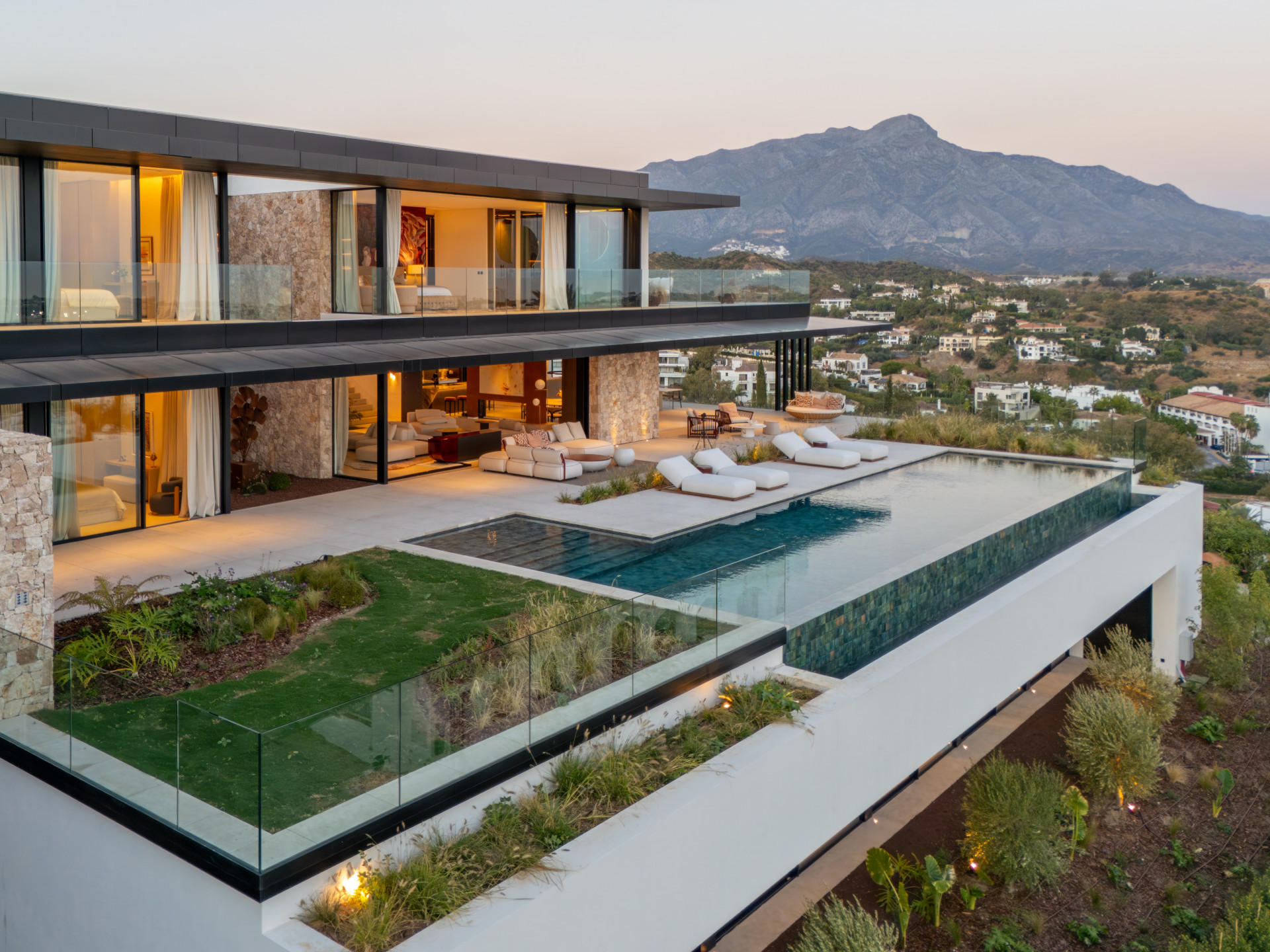 full – 2026-06-29T115618.208 Contemporary Luxury Villa with Panoramic Views in La Quinta