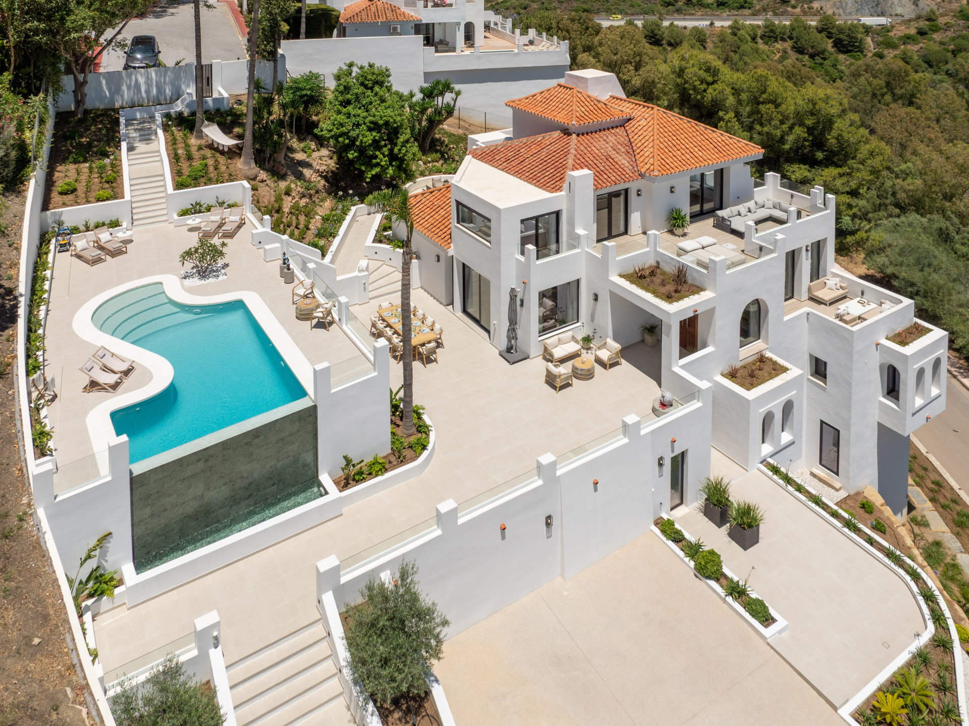 Mediterranean Villa in Las Lomas de Nueva Andalucía