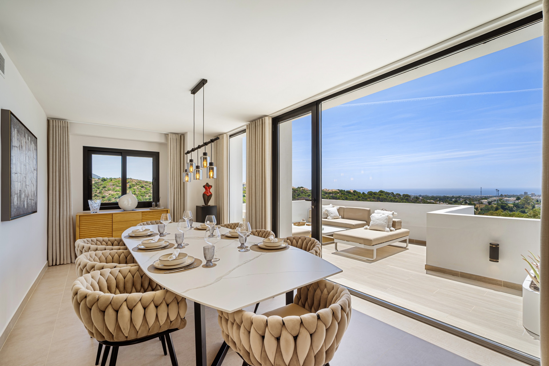 Mediterranean Villa in Las Lomas de Nueva Andalucía