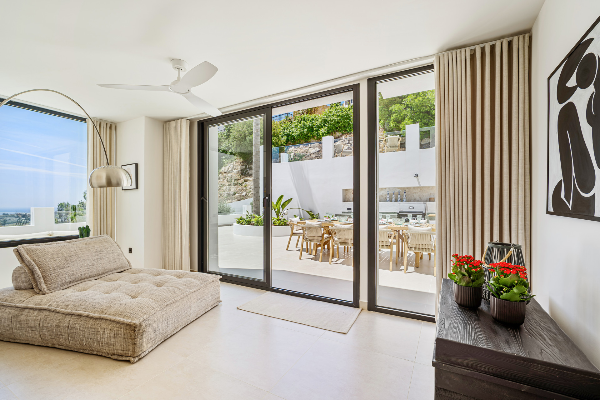 Mediterranean Villa in Las Lomas de Nueva Andalucía