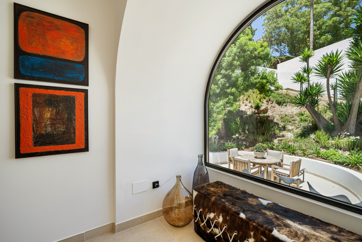Mediterranean Villa in Las Lomas de Nueva Andalucía