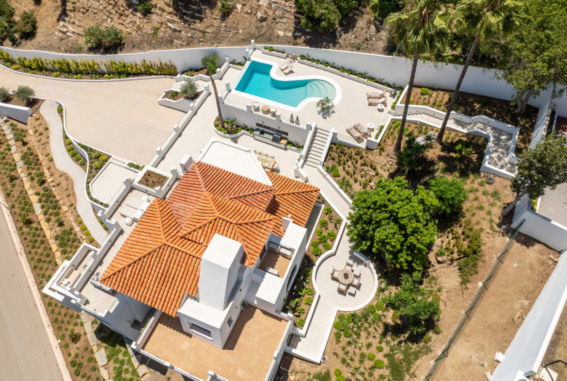 Mediterranean Villa in Las Lomas de Nueva Andalucía