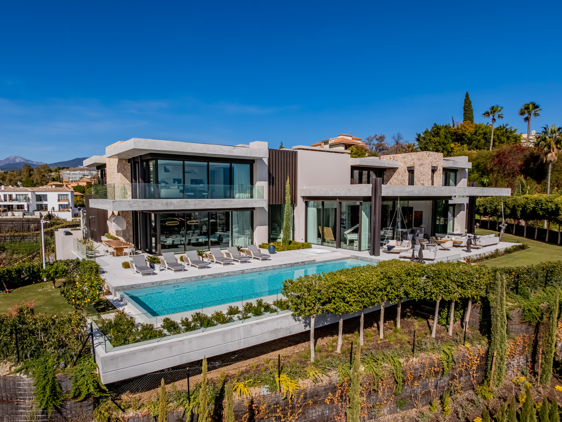 full (72) Contemporary Masterpiece with Panoramic Views in La Quinta