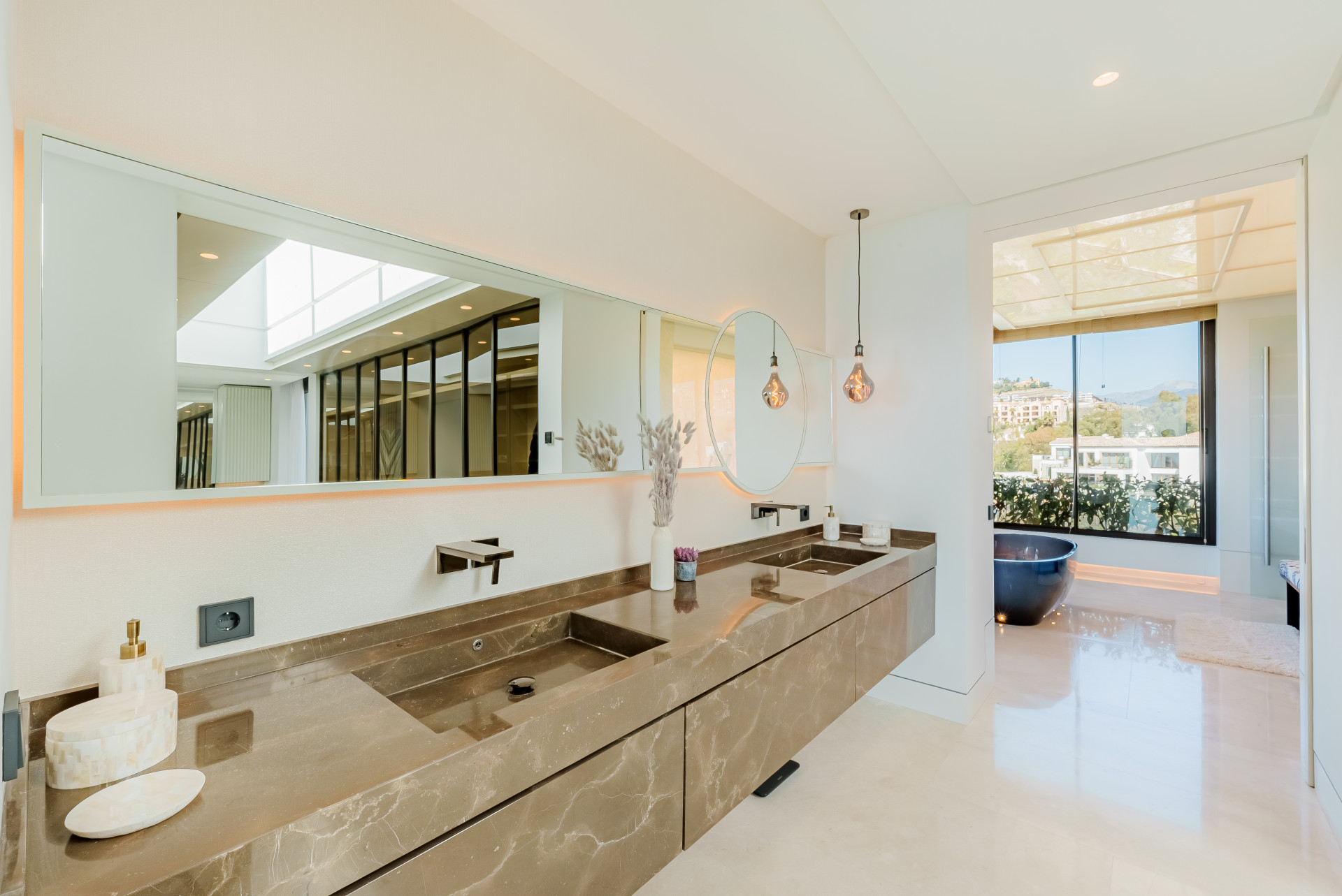 full (85) Contemporary Masterpiece with Panoramic Views in La Quinta