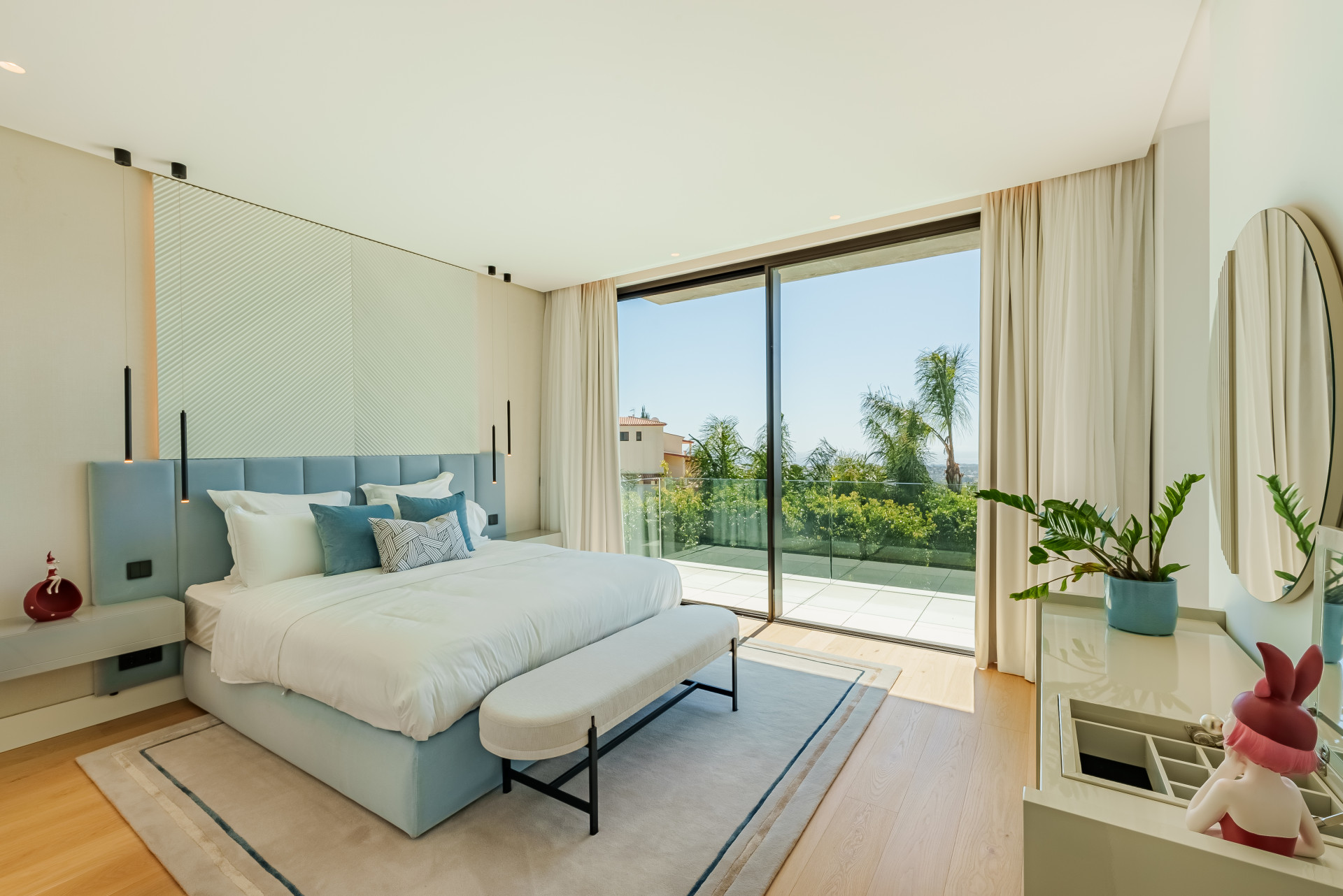 full (87) Contemporary Masterpiece with Panoramic Views in La Quinta