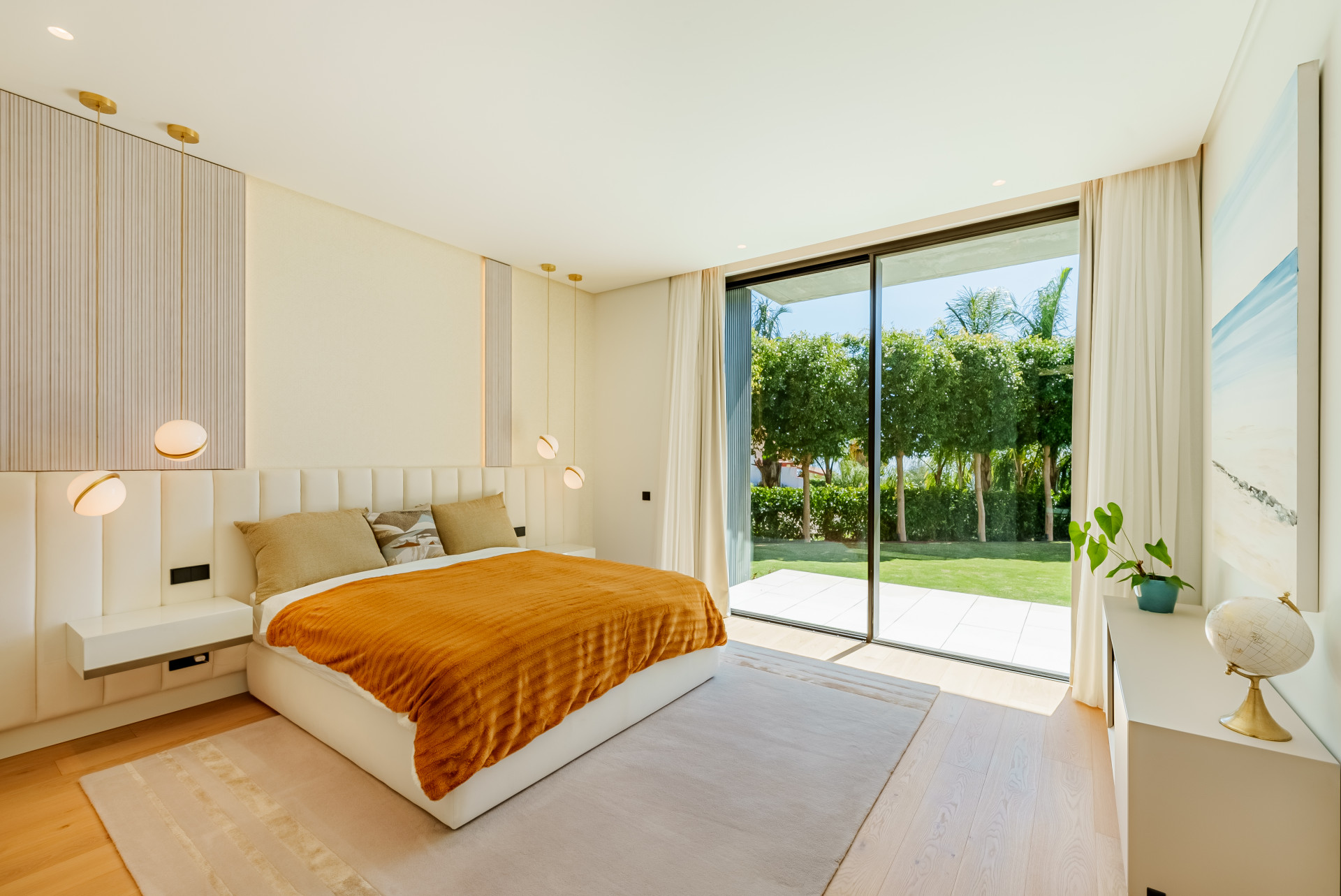 full (90) Contemporary Masterpiece with Panoramic Views in La Quinta
