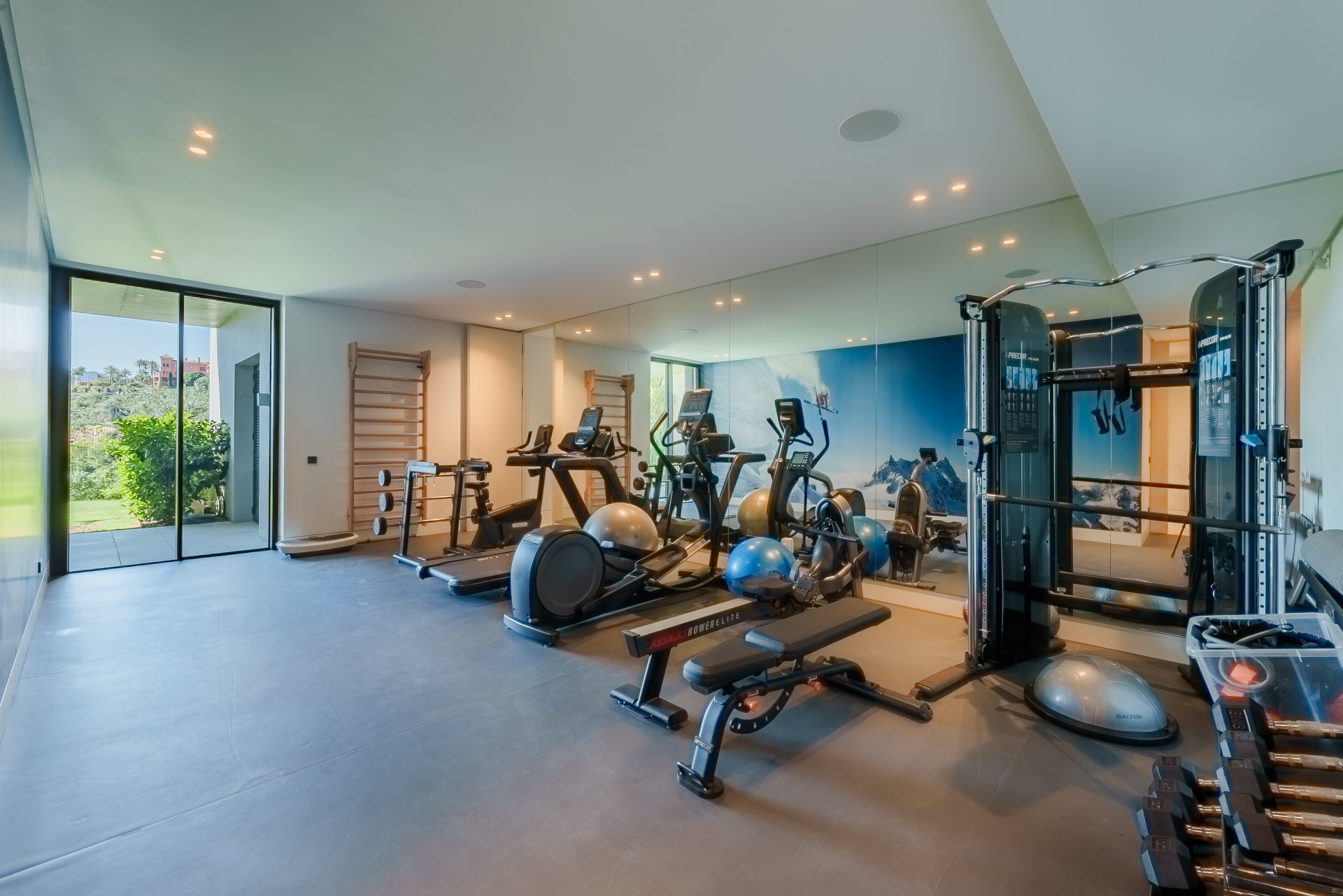 full (98) Contemporary Masterpiece with Panoramic Views in La Quinta