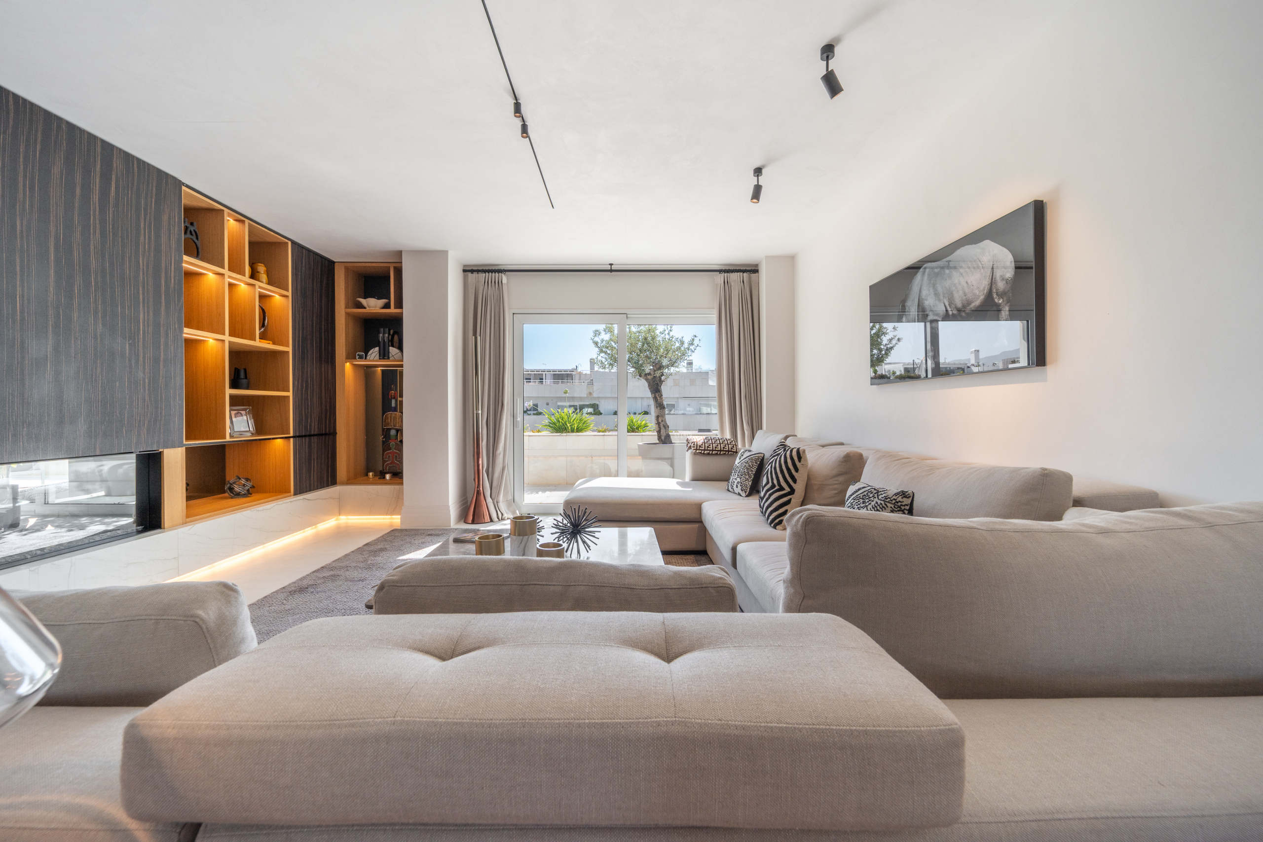 ml-392089-10 Luxury Duplex Penthouse with Sea Views Near Puerto Banús