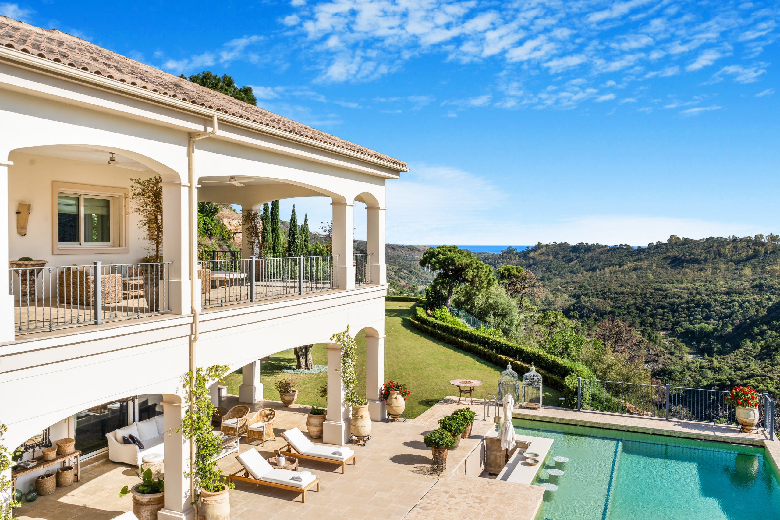 ml-531125-1 Nature-Edge Villa in Monte Mayor, Benahavís