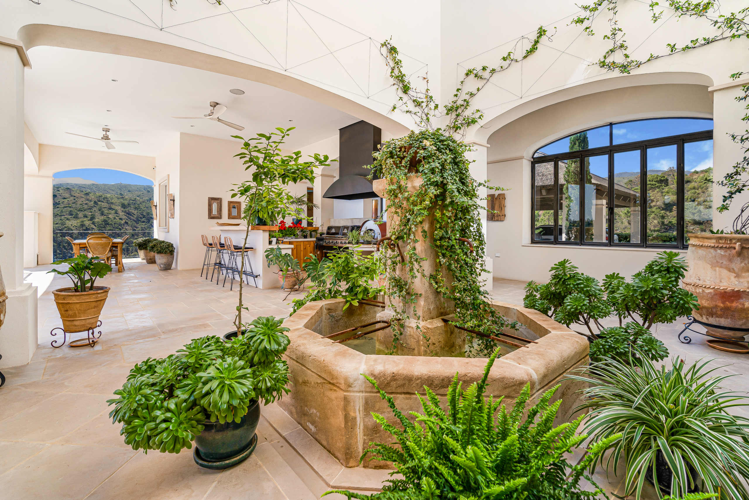 ml-531125-11 Nature-Edge Villa in Monte Mayor, Benahavís