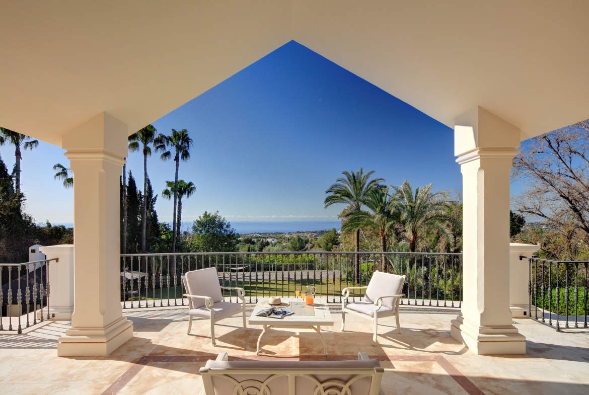 Luxury Villa with Sea Views on Marbella’s Golden Mile