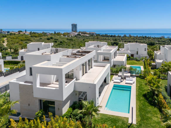 Luxury Contemporary Villa in La Finca de Marbella