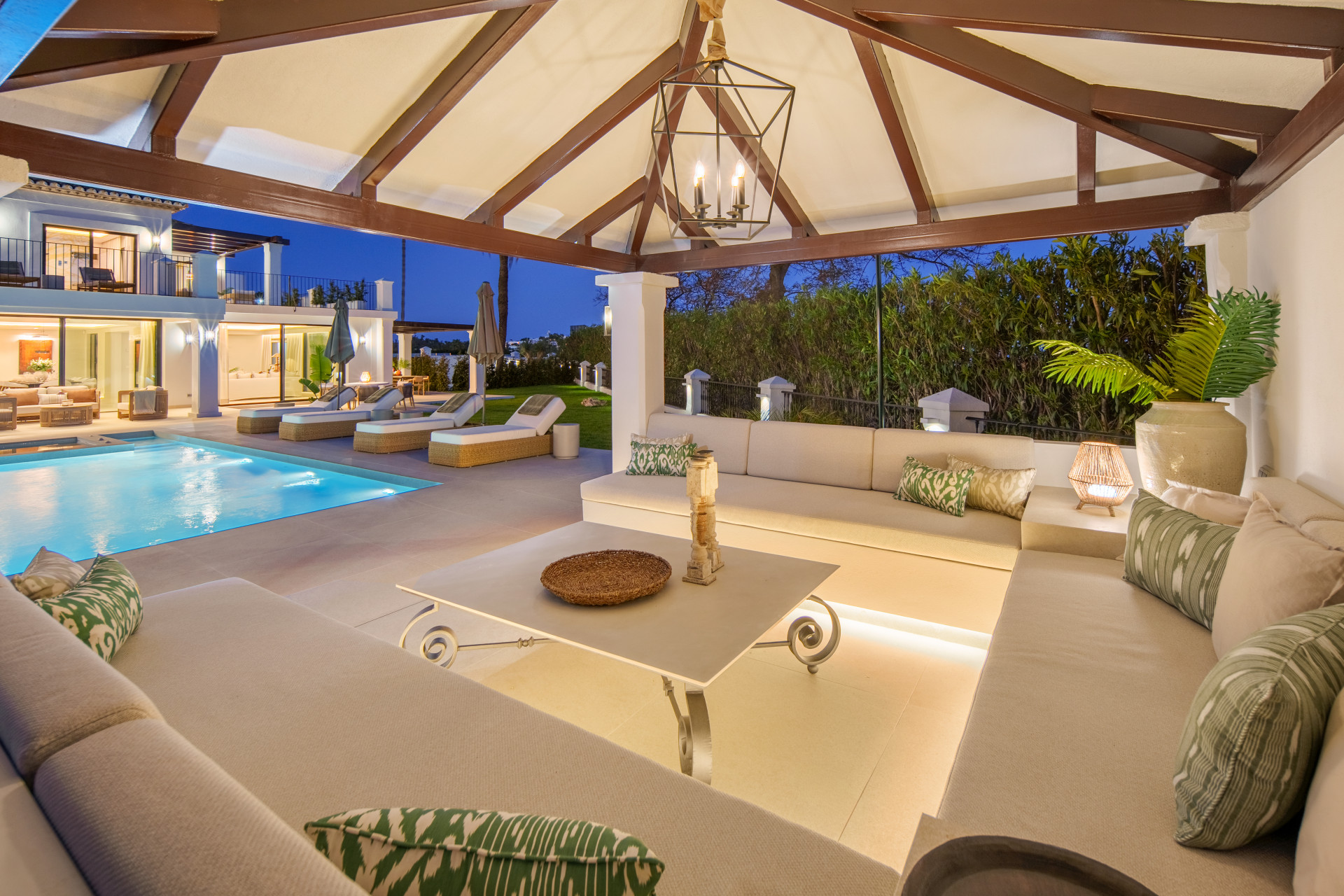 full – 2026-07-02T133629.530 Frontline Golf Villa in La Cerquilla, Nueva Andalucía