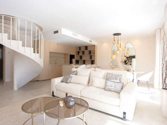 Nueva Andalucia Marbella penthouse 4 Bedrooms