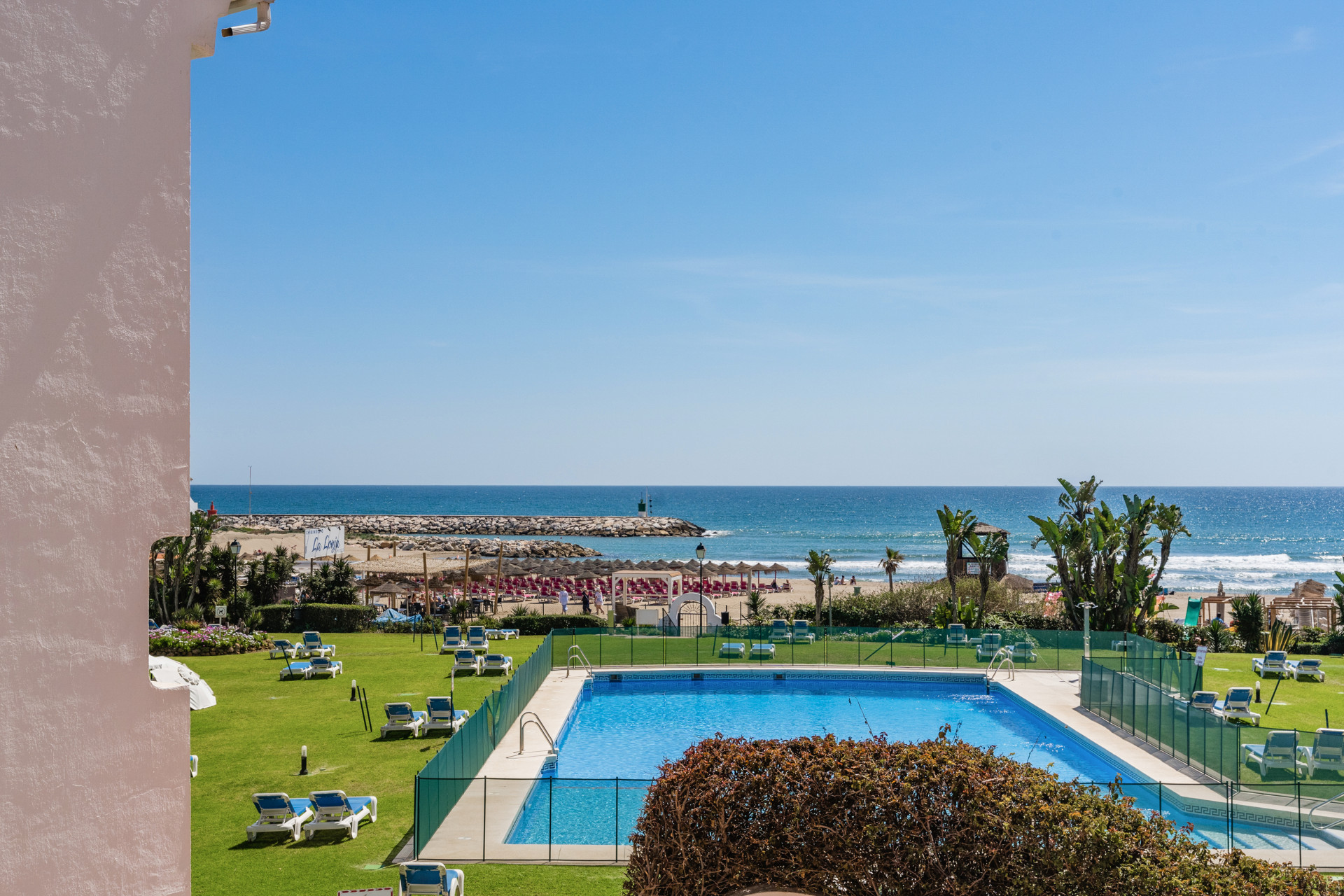 luxo-estate-1 Cabopino Marbella penthouse 2 Bedrooms