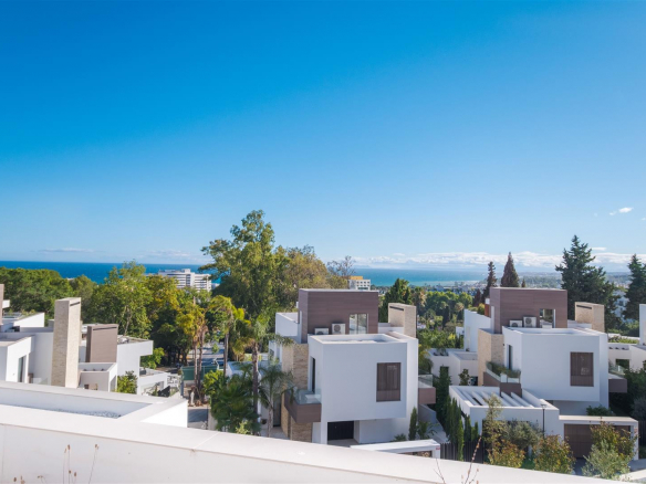 Puerto Banus Marbella villa 4 Bedrooms