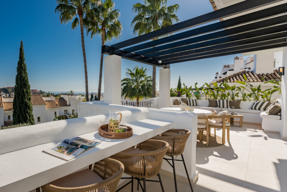 Nueva Andalucia Marbella penthouse 3 Bedrooms