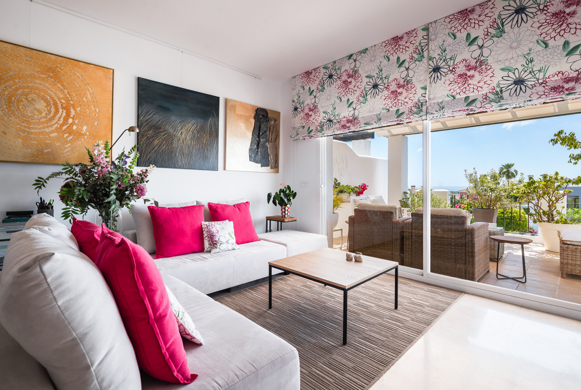Nueva Andalucia Marbella penthouse 2 Bedrooms